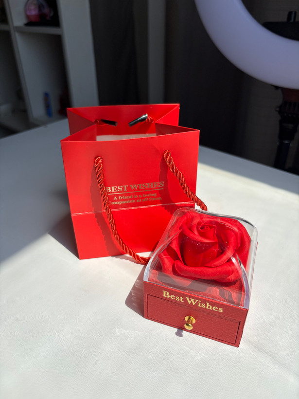 جعبه گل معطر کشویی قرمز